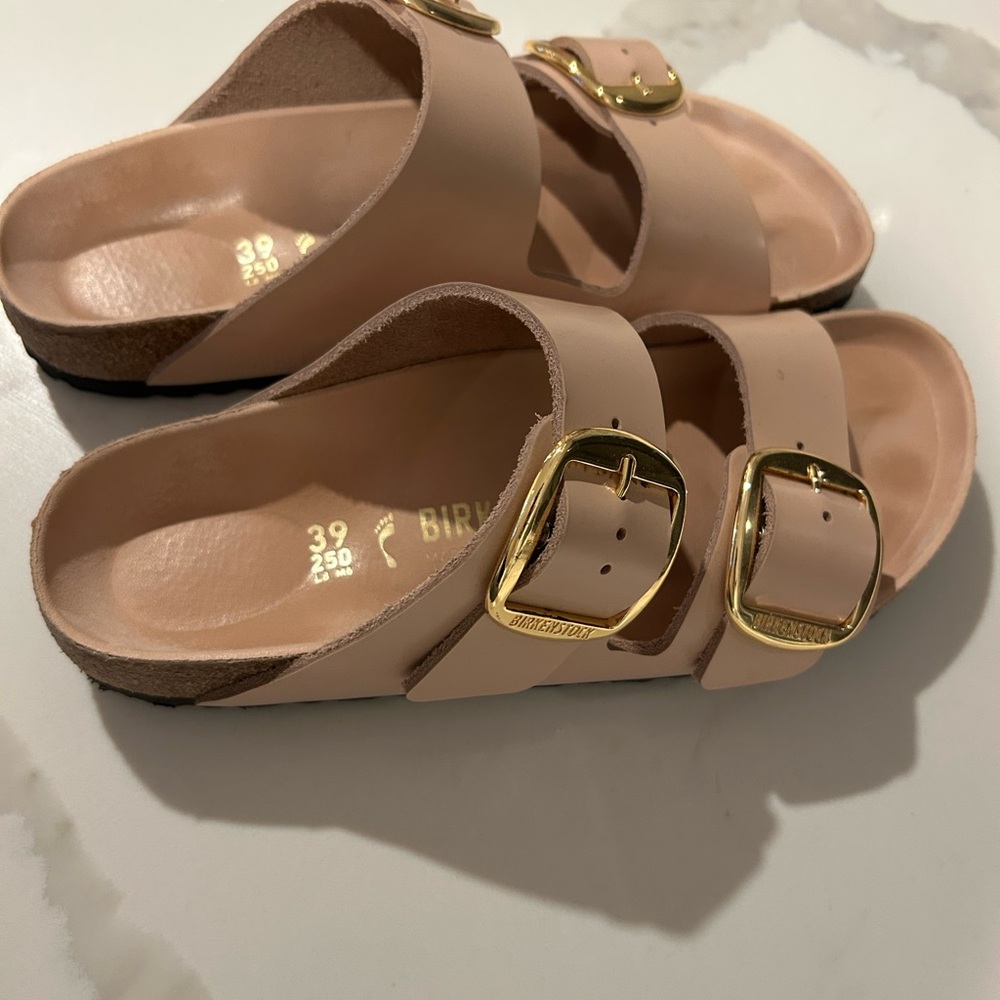 Birkenstock Women's Arizona Big Buckle Slide Sandals, Size 39. Barley worn.